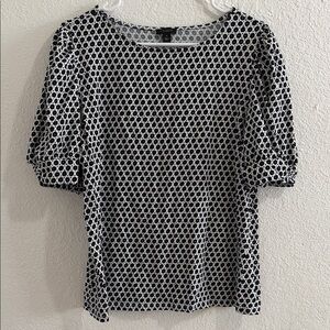Ann Taylor Black and White Patterned Blouse